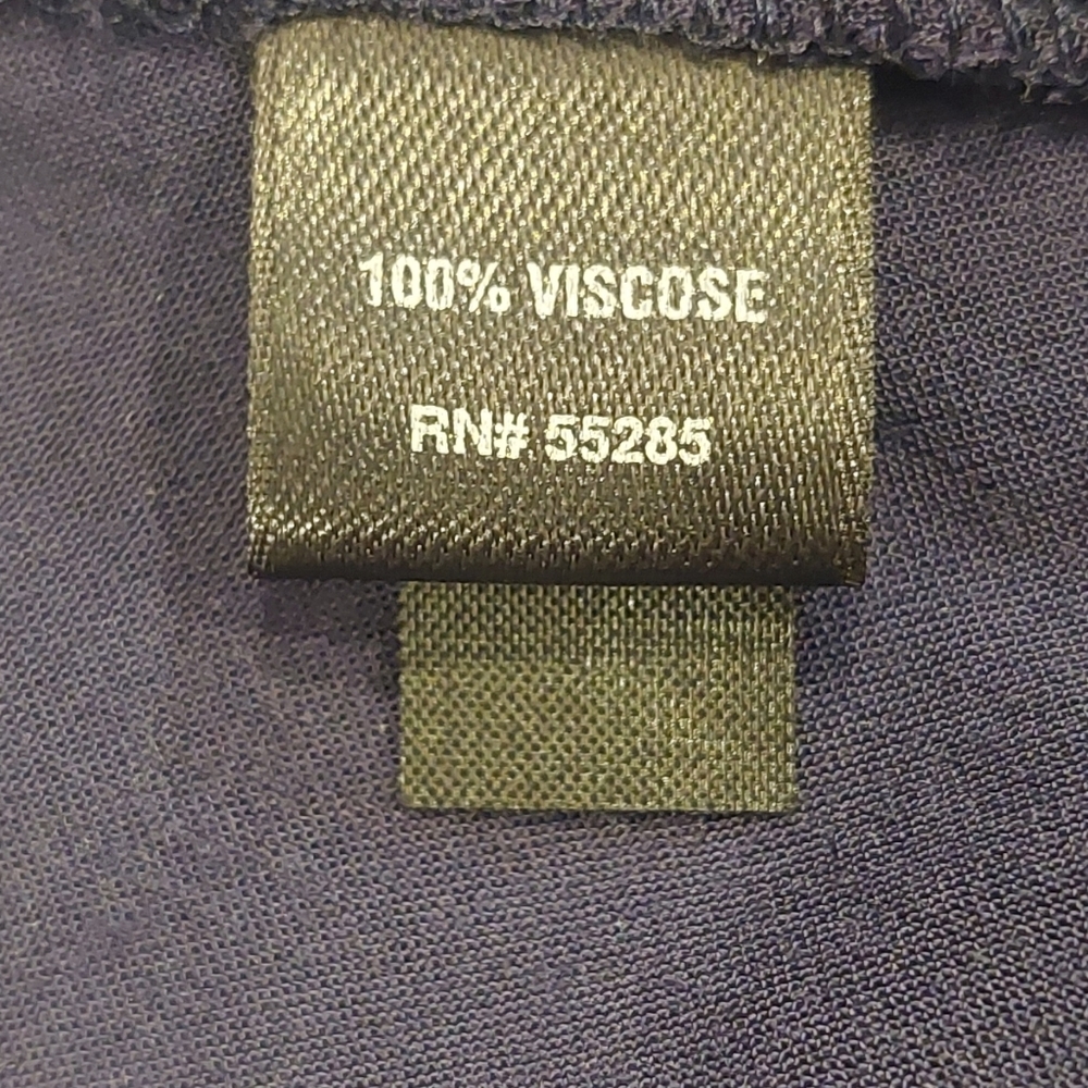 Express Navy Sleeveless Blouse - Picture 6 of 7